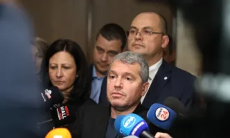 Има такъв народ няма как да подкрепи партийната кандидатура на