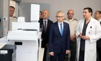 Свързан с Продължаваме промяната се оказа ръководителят на химико токсикологичната лаборатория