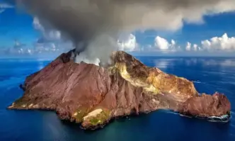Извънредно положение в Исландия: Има опасност от изригване на вулкан