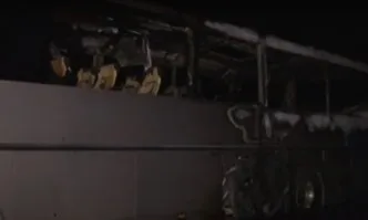 Автобус с 51 пътници се запали край Бургас