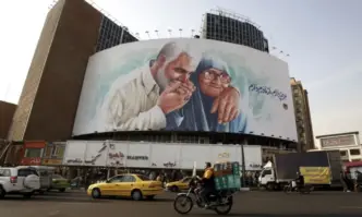 Най малко 20 души са загинали в Иран след като две