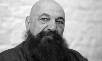 Почина известният български илюзионист Астор