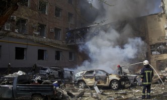 Украинският президент Володимир Зеленски обвини руските войски че искат да