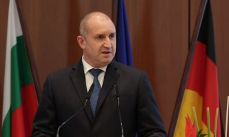 Държавният глава Румен Радев проведе телефонен разговор с президента на