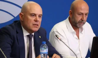 На българските пътища се води война загиват хора колкото при