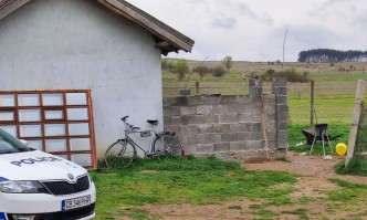 Военнослужещ е задържан и обвинен за убийството в с Енина