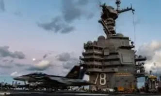 Kathimerini: Разследват екипажа на самолетоносача Джералд Форд за умишлен палеж на кораба