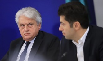 От Фейсбук профила на Красен КралевКирил Петков Никой не