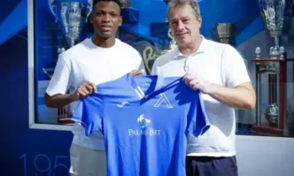 Последното ново попълнение на Левски Абдулахи Шеху се превърна в