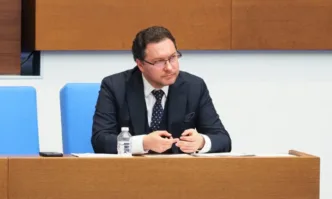 Митов: Протестиращите срещу еврото търсят провокации към полицията