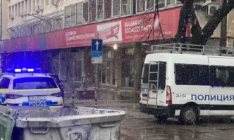 Приключи проверката след подаден сигнал за поставено взривно устройство в