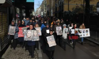 Родители и близки на жертви на пътя много от които