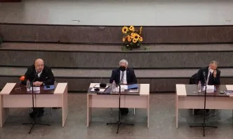 Двама министри разговаряха с учители и университетски преподаватели в Русе