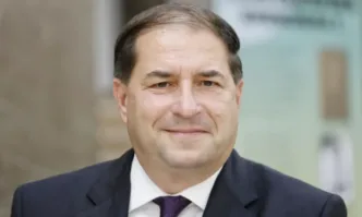 Доц. Борислав Цеков: Това вече не е граждански протест, а открит хулигански метеж