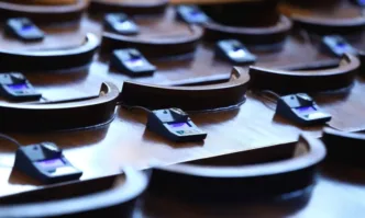 Парламентът одобри социалните помощи да се определят съобразно линията на