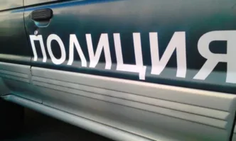 Кола се заби в електрически стълб в пловдивското село Рогош
