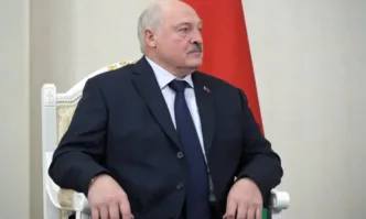 Беларуският президент Александър Лукашенко помилва днес 123 затворници в замяна