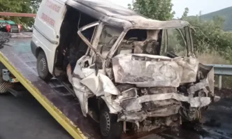 Двама с опасност за живота след тежката катастрофа с четири жертви на Подбалканския път