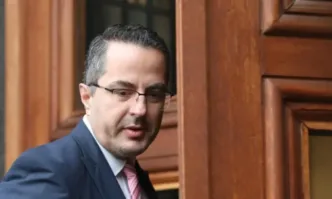 Цончо Ганев: Мнозинството е разклатено и напът да падне