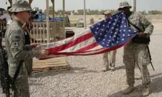 Проиранска групировка удари американска база