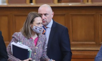 Не кандидатурата ни за шеф на БНБ няма да раздели