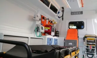 Д-р Гелев: 34 парамедици ще работят в 17 от получените днес нови линейки за София