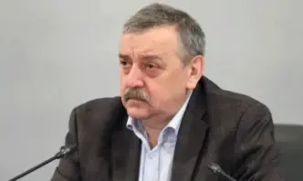 Хора ваксинирайте си децата призова проф Тодор Кантарджиев пред Нова
