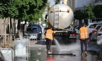 Цистерни с вода разхлаждат главните пътни артерии в Благоевград От
