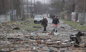 100 дни война в Украйна: Руските войски трудно превземат Северодонецк, Зеленски иска още оръжия