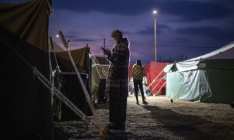 Над 70 000 души преминаха границата на Украйна с Румъния