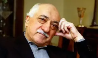 Религиозният лидер Фетхуллах Гюлен който живее в Америка е починал