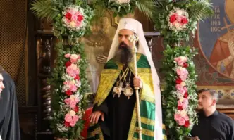 Патриарх Даниил: Бог да даде мир в сърцата на човеците