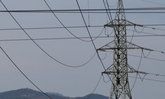 Цената на тока за бизнеса у нас утре ще бъде
