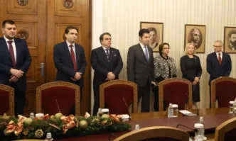 На консултациите при президента от ПП ДБ изразиха различни позиции по