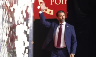 Доналд Тръмп младши разкритикува корупцията в Украйна и намекна че баща