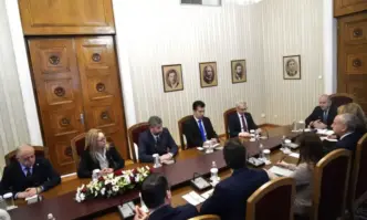 През последните 9 месеца основно вие имахте отговорността за властта