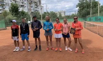 Боян Каролев и Габриела Стоянова спечелиха регионално до 14 г. в София