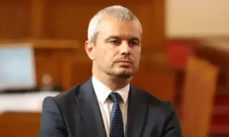 Костадин Костадинов: Да, бях в руското посолство, бе проява на уважение