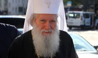 Патриарх Неофит е изписан от болница