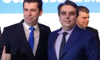 Съпредседателите на ПП Асен Василев и Кирил Петков започнаха предизборното