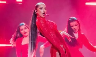 Победителката на българската селекция в конкурса Евровизия Дарина Йотова известна