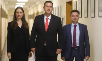 Министърът на икономиката Никола Стоянов потвърди че дългосрочно България се