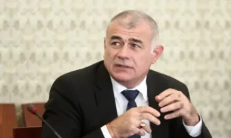 Ако минималната заплата е половината от средната то у нас