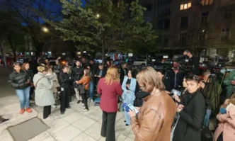 След 22 часа социологическите агенции излязоха с първи данни за