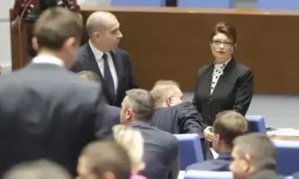 Парламентът освободи Десислава Атанасова от поста на народен представител