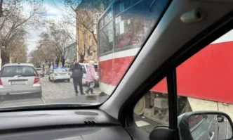 За инцидент около 13 45 часа на столичното кръстовище между