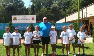 Огромен интерес към петия турнир от веригата Kinder+ Sport във Варна