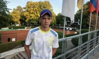 Нестеров и Димитрова се класираха за втория кръг на турнир от първа категория на ITF в Германия