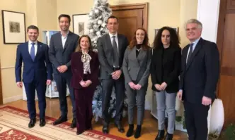 Посланичката на Италия Н Пр Джузепина Дзара придружена от председателя на