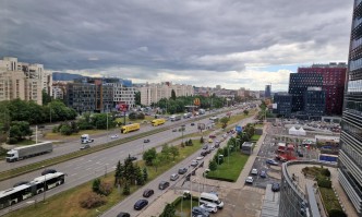 Превозвачите с протестно автошествие в София